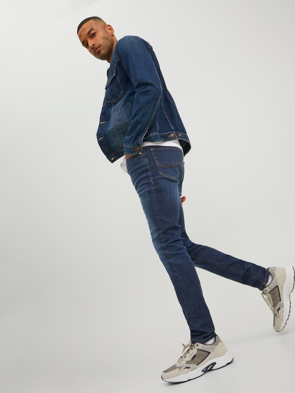 12110056/Blue Denim JACK AND JONES