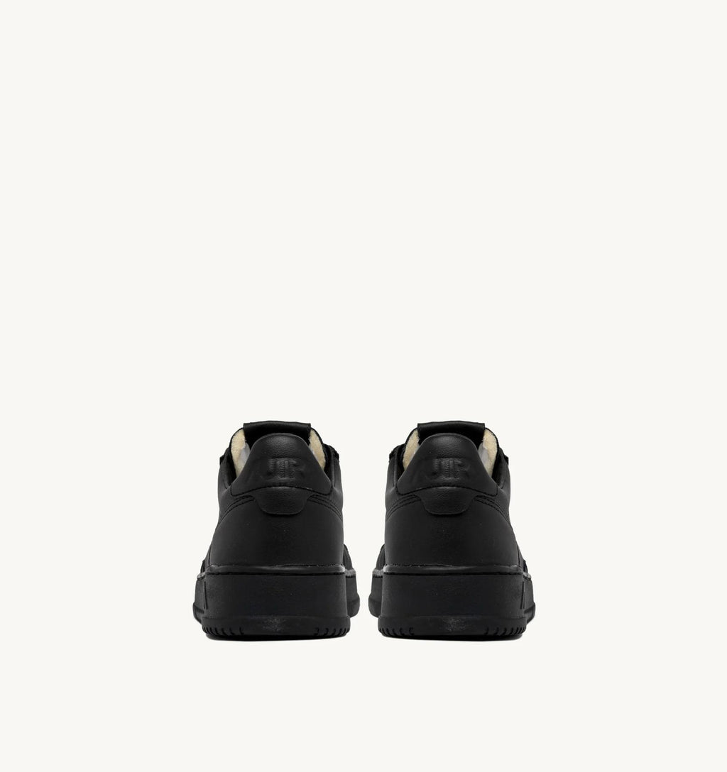 MEDALIST LOW NAPPA SUPER SOFT-NEO 