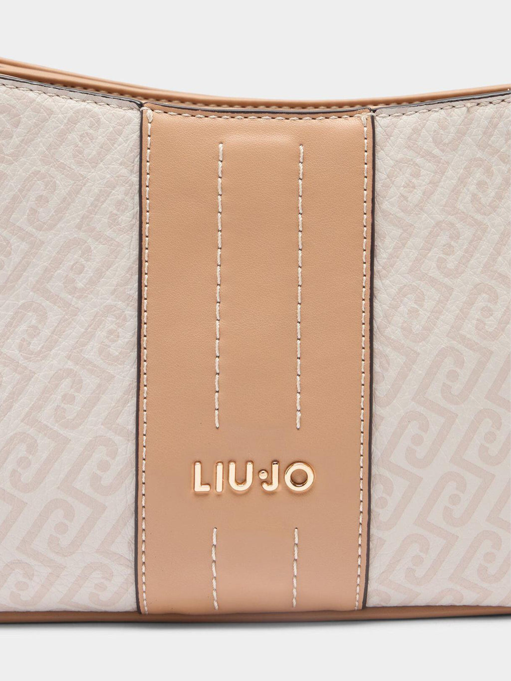 AA6107E1118/C3920 LIU JO