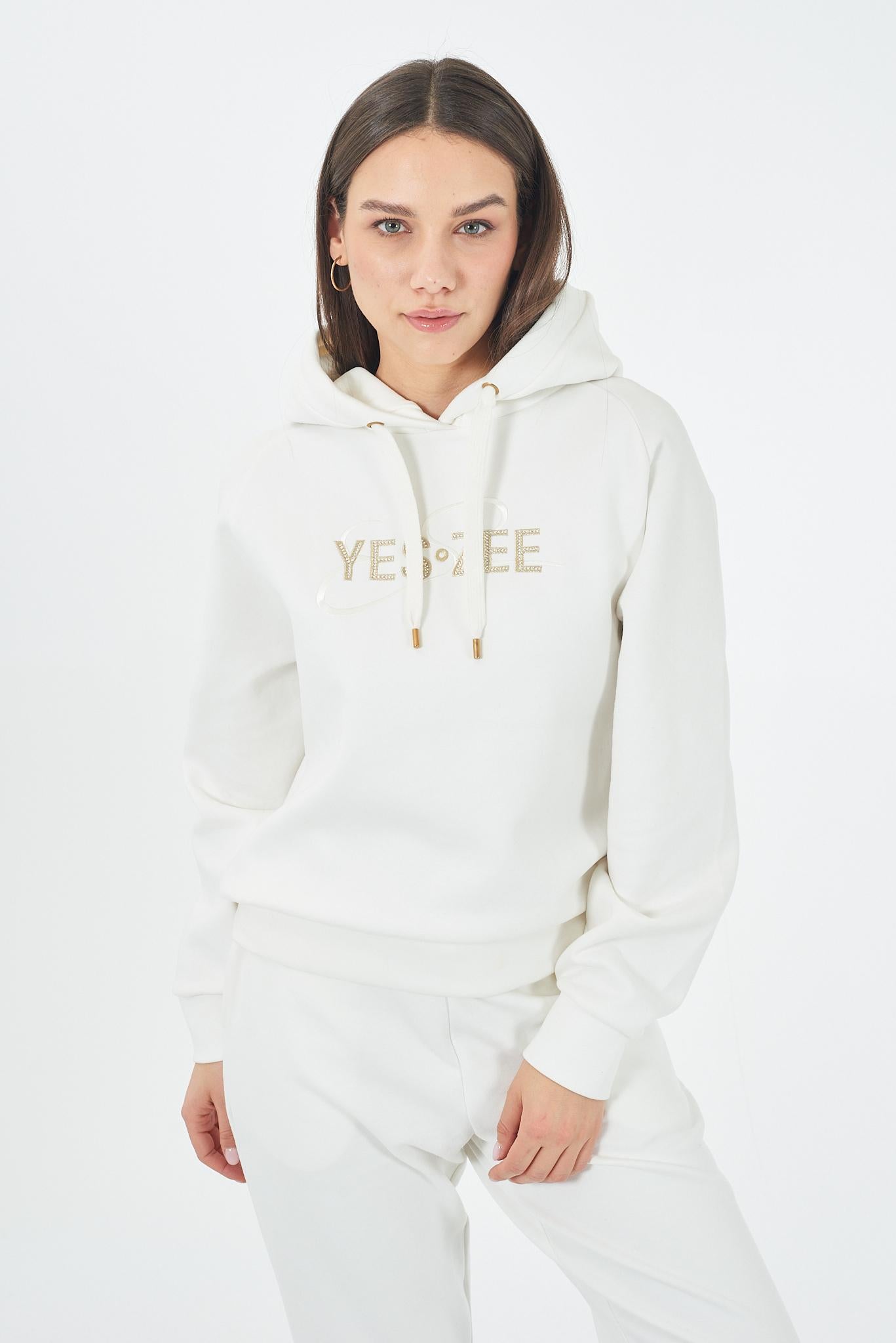 F003 SK00/0157 YES ZEE