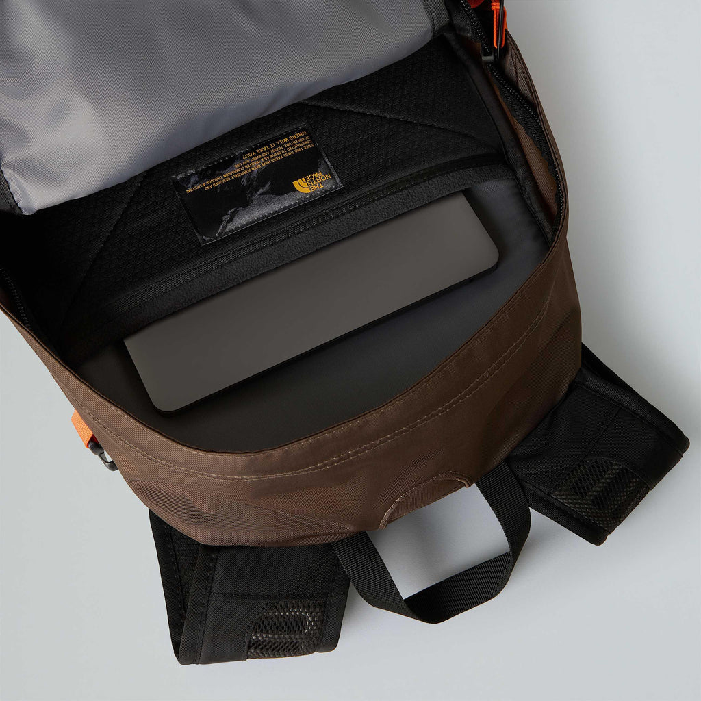 BACKPACK 