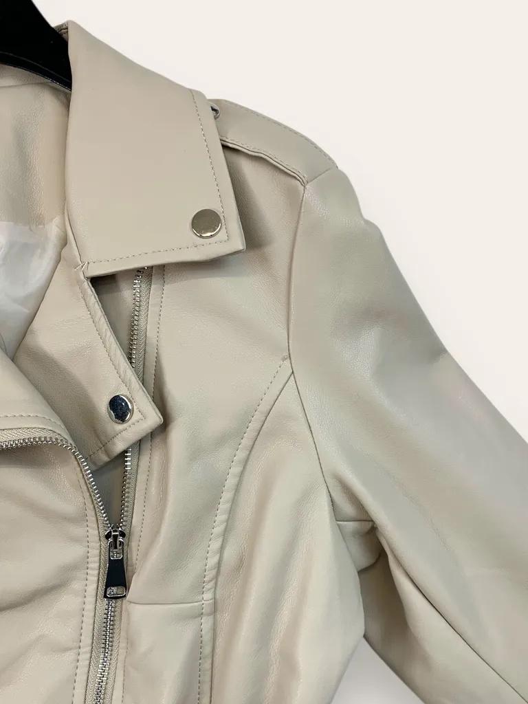 YY-15975/Beige LOVEme