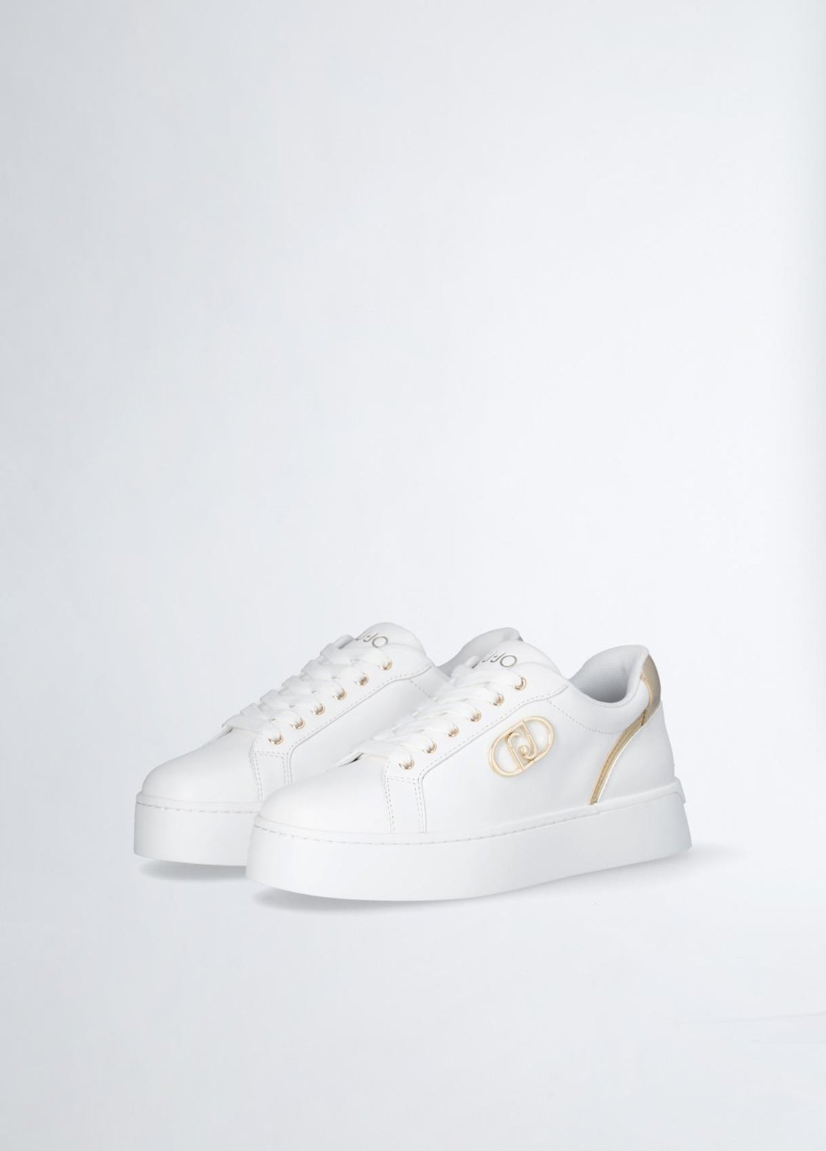 PRETTY 06 - SNEAKER 