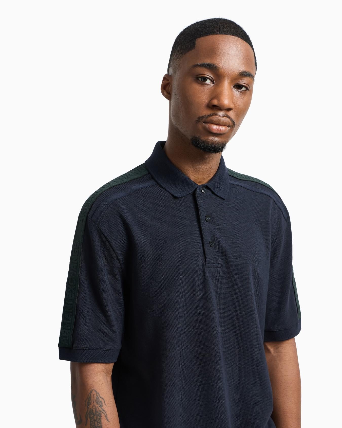 XM000307 AF10366/UB101 ARMANI EXCHANGE