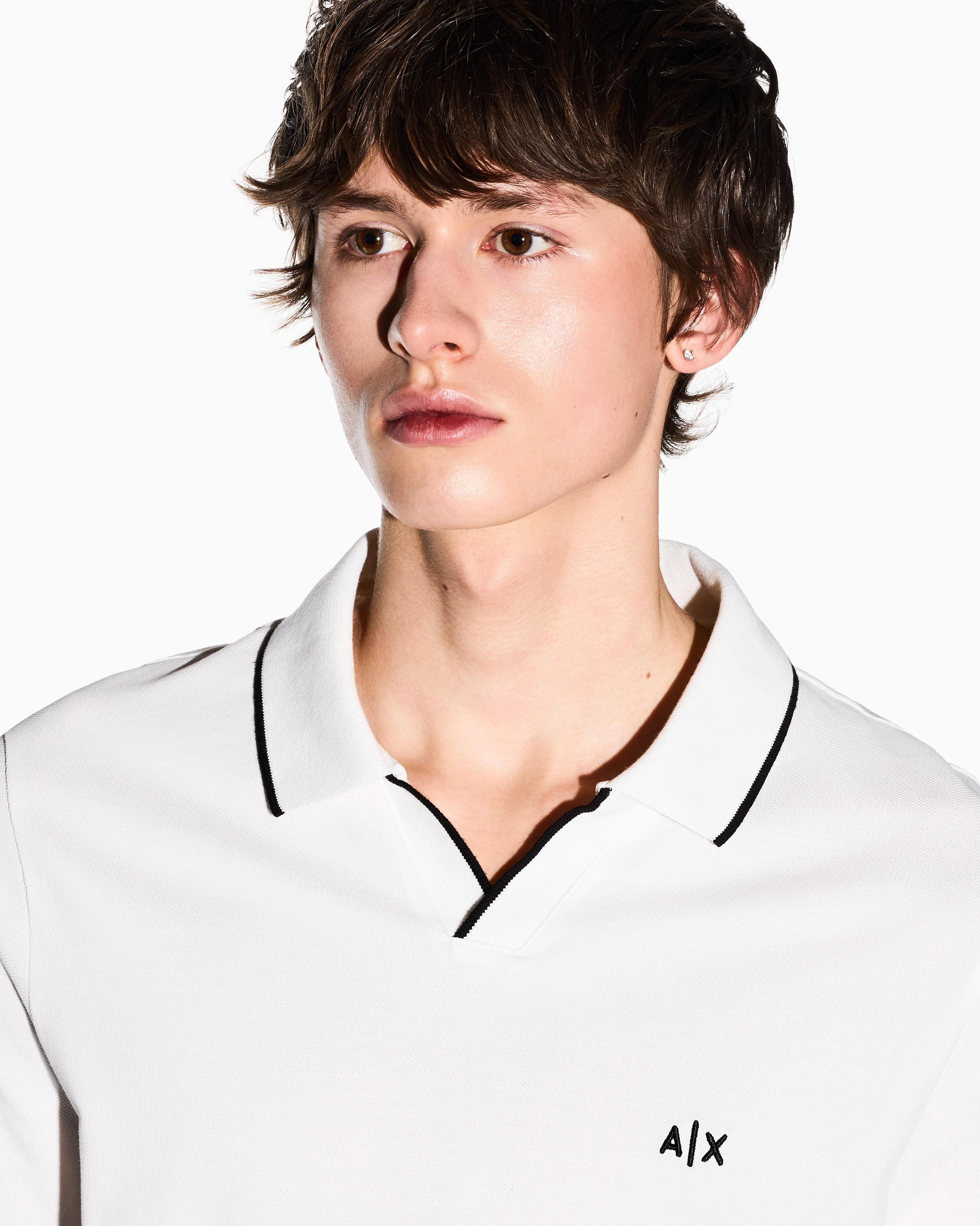 XM002401 AF10366/U0009 ARMANI EXCHANGE