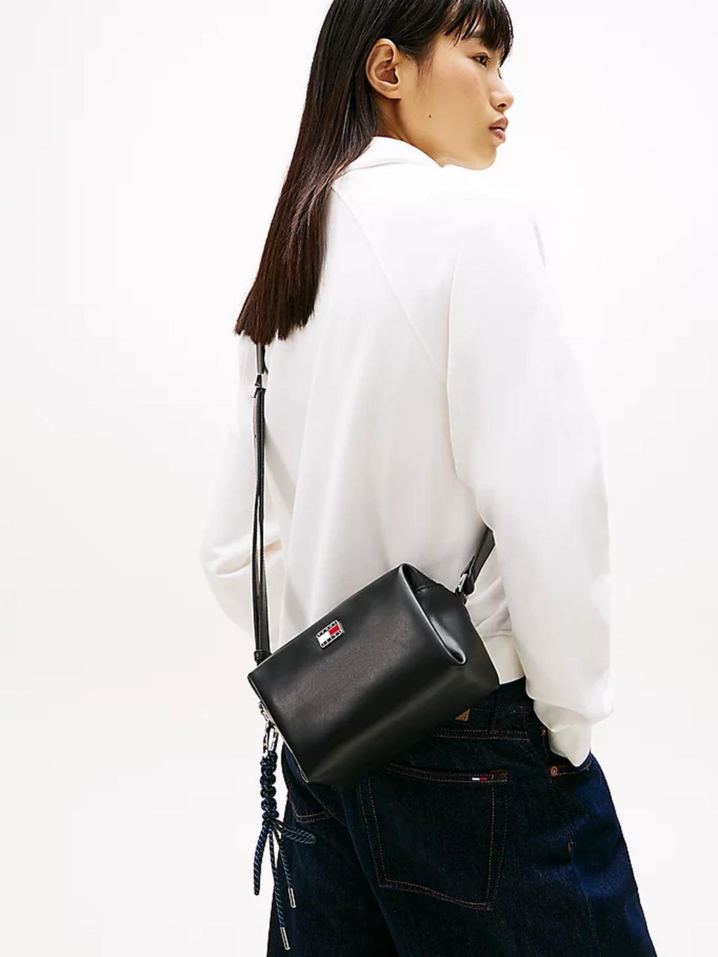 AW0AW18456/BDS TOMMY JEANS
