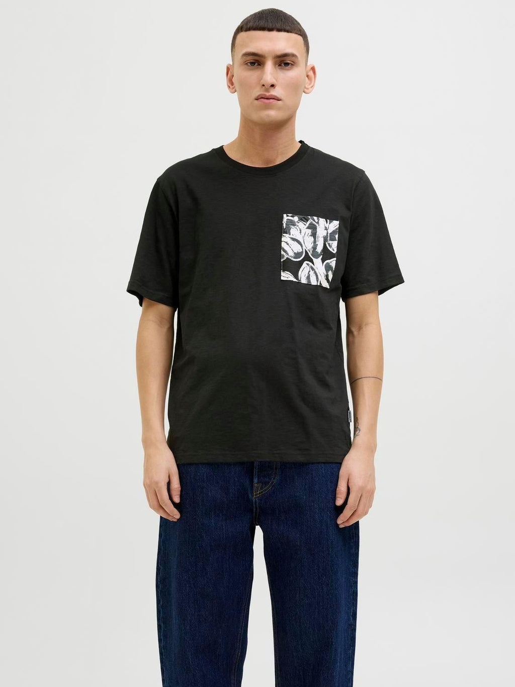 12272995/Black JACK AND JONES