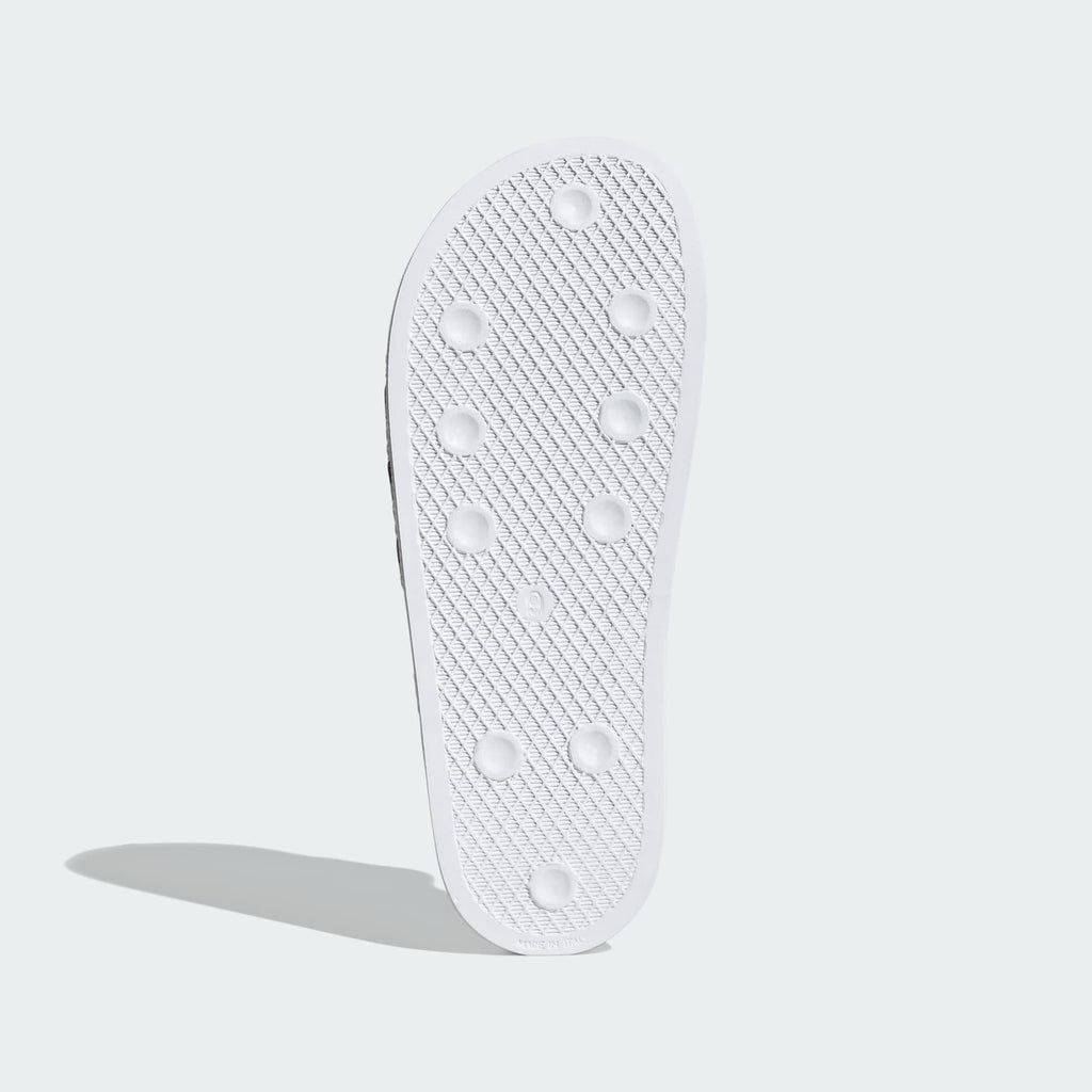 ADILETTE 