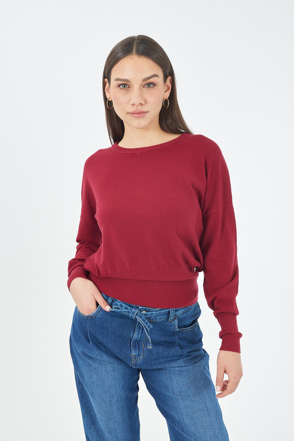 M051 RU00/0562 YES ZEE