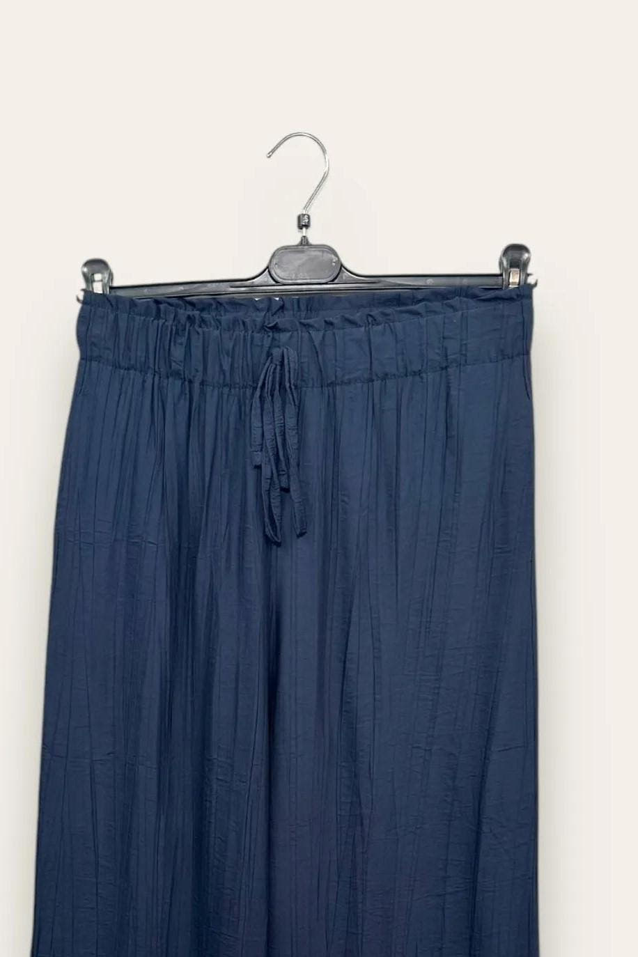 Pantalone in viscosa goffrata con coulisse 