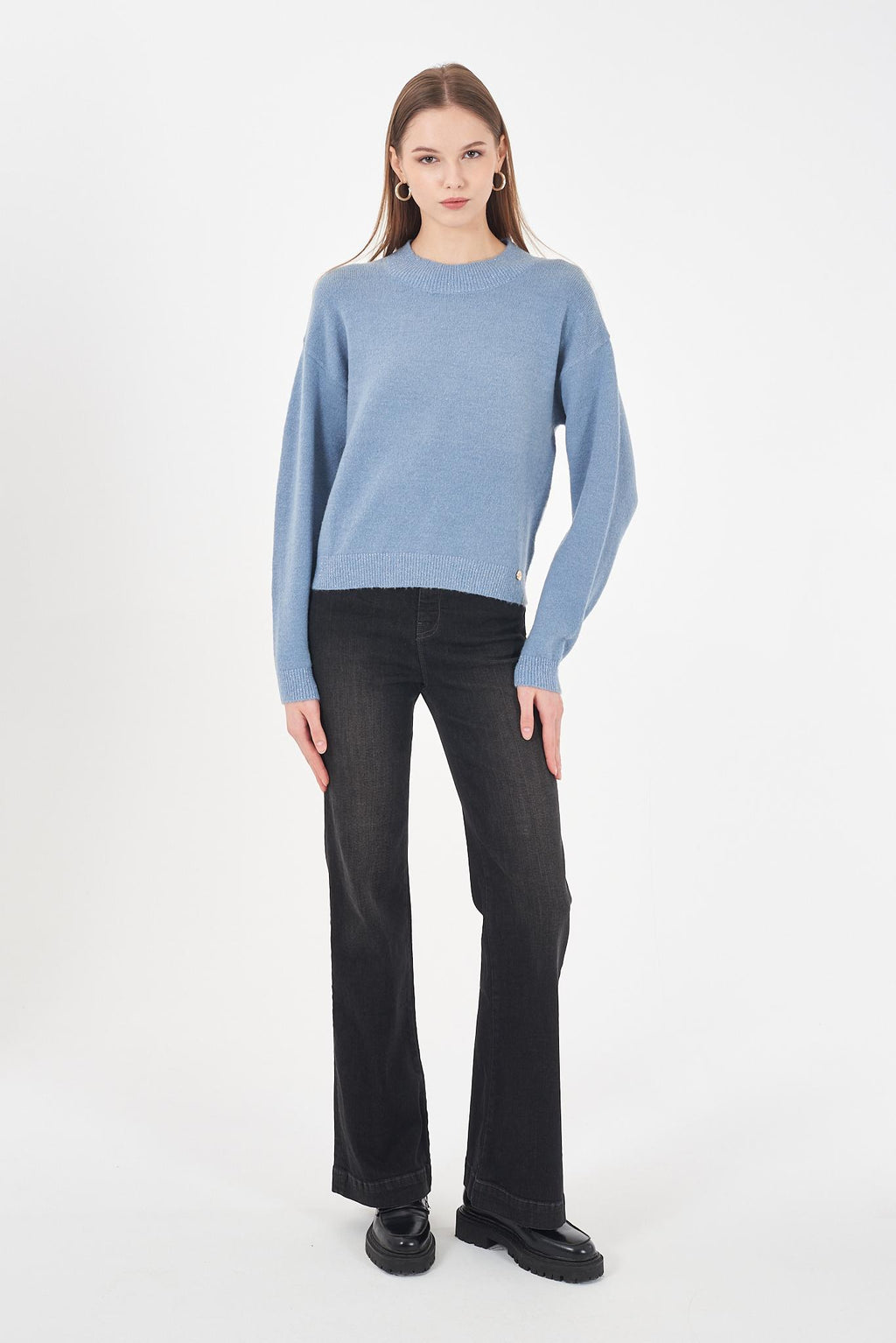 M003 BT00/0633 YES ZEE