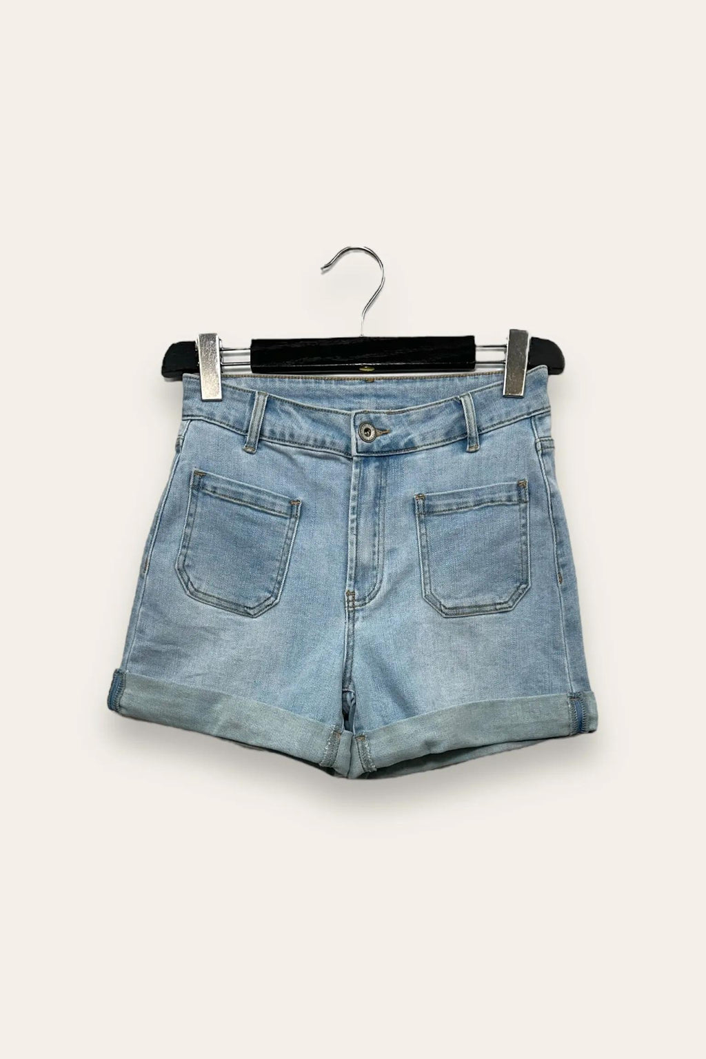 Shorts di jeans con tasche davanti 