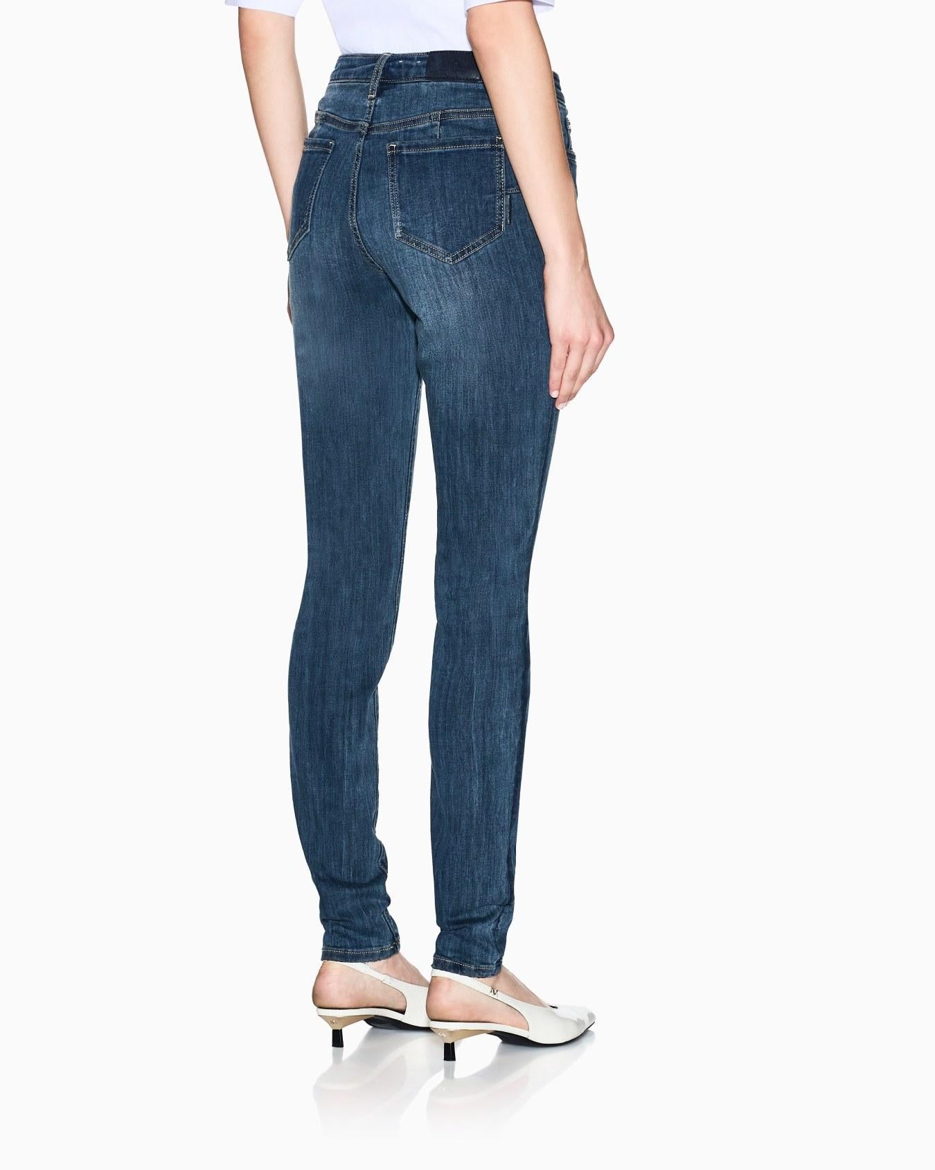 XW000129 AF10863/MB001 ARMANI EXCHANGE