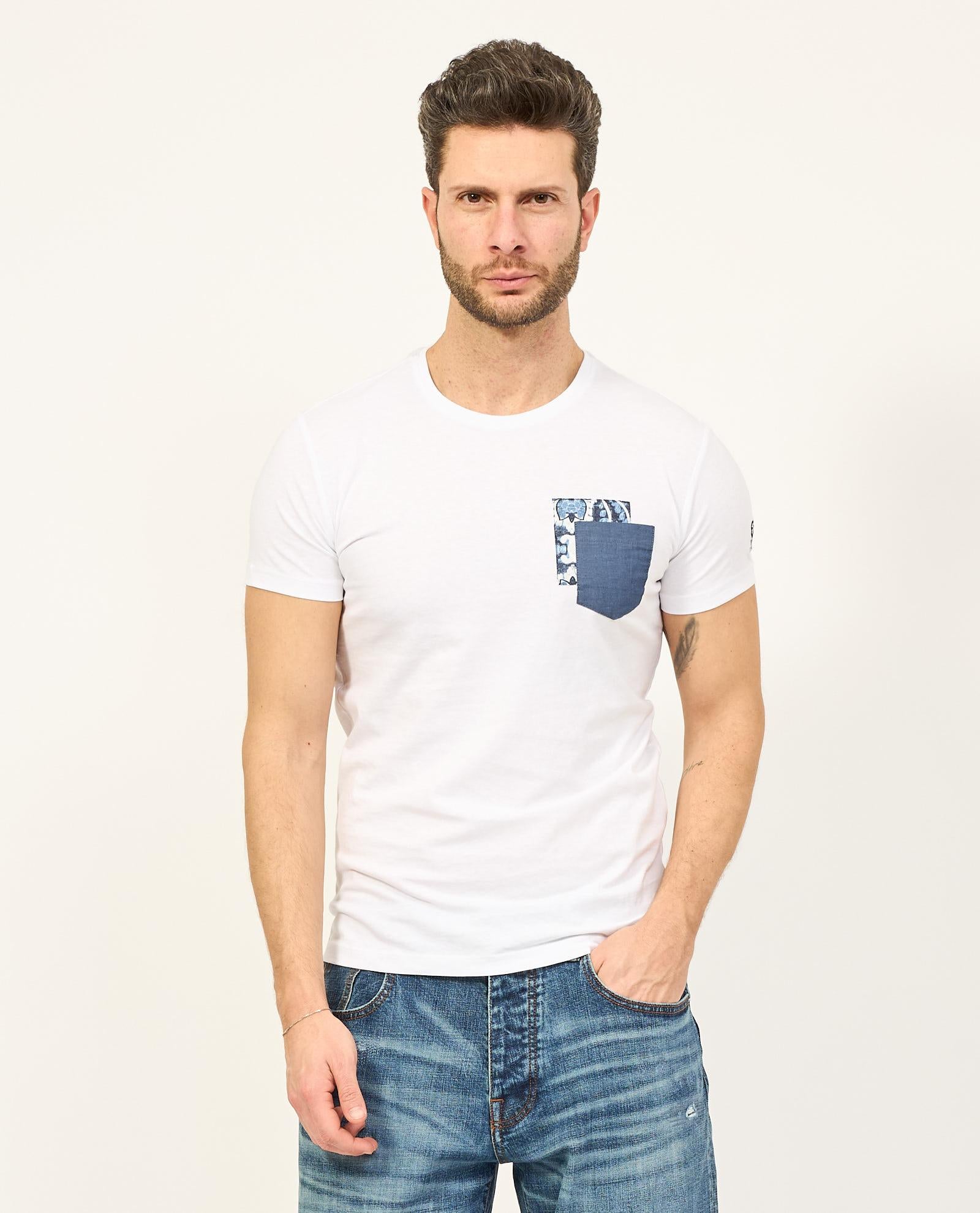 T709 SU00/0101 YES ZEE