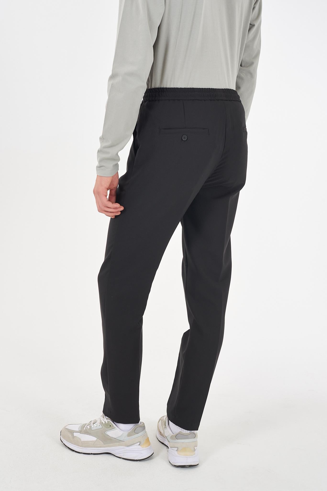 P690 A600/0801 YES ZEE