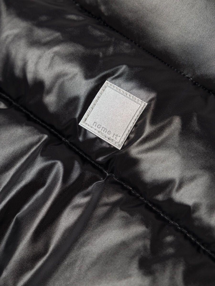 13218952/Black NAME.IT