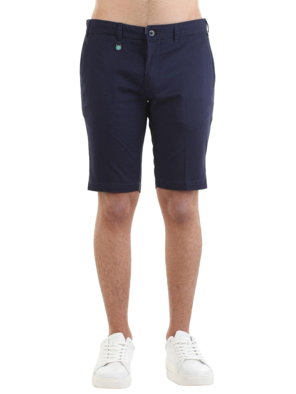 P740 PL00/0710 YES ZEE